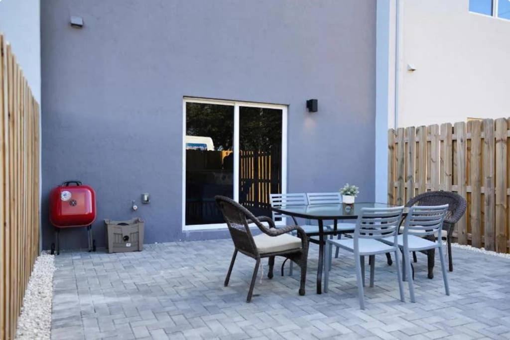 Outstanding Townhouse 18 Min From The Beach - Th2 Miami Exteriör bild